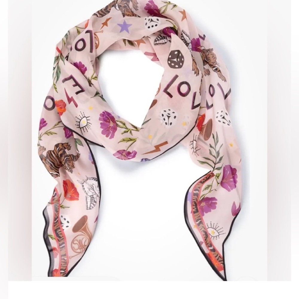 NWT | CABI 4594 J’Adore silk scarf